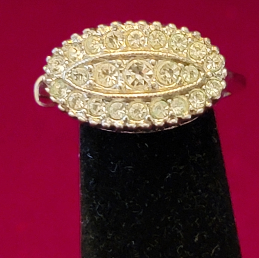 VTG VGUC CZ In Silver Tone Setting Ring 6